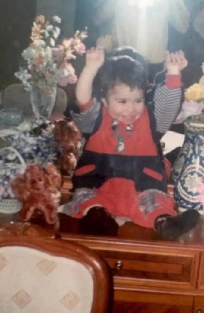Kızın bebeklik fotoğrafı